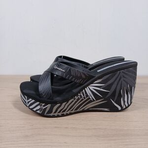 NEW Ipanema X Wedge Black Palm Print Platform Flip Flop Sandals 1252